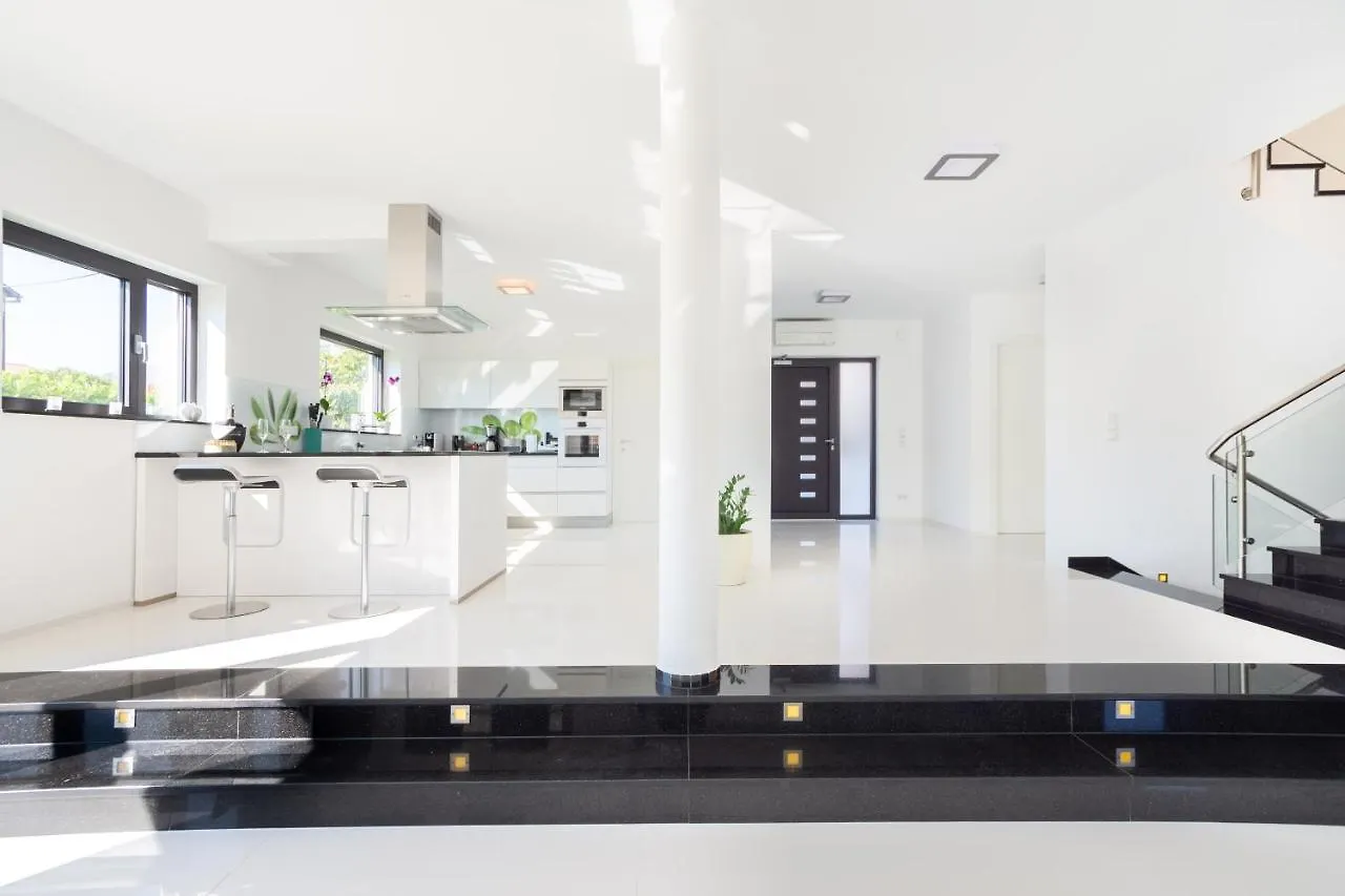 Luxury City Villa Traù